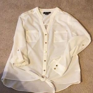 Thalia Sodi White blouse.